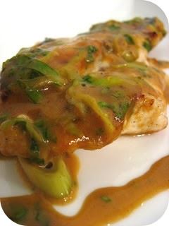 pollo en salsa de mani