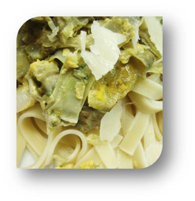 Pasta con alcachofas - Cocinando