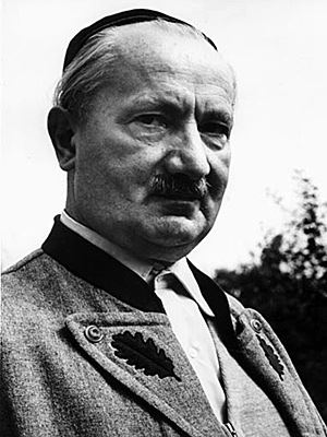 Martin Heidegger Martin Heidegger
