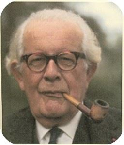Jean-Piaget-1-257x300