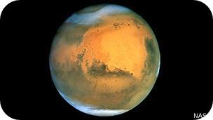 La distancia entre Marte y la Tierra es de 570 millones de kilómetros. Maven tardará 10 meses en penetrar la órbita marciana.